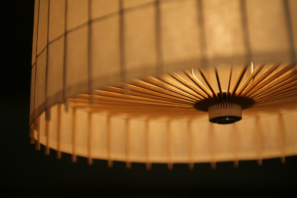 照明器具デザイン事例の和傘照明